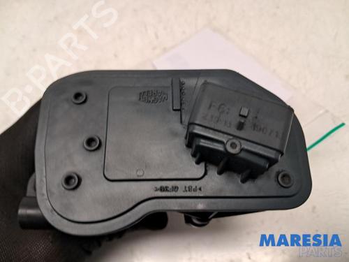 Throttle body CITROËN C4 CACTUS 1.2 VTi 82 | BP31426759M82