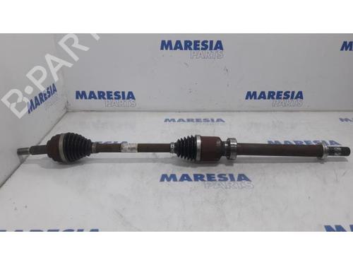 Used Right front driveshaft RENAULT CLIO IV Grandtour (KH_) 0.9 TCe 90 (90 hp) 31529035