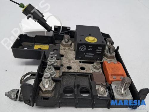 Used Electronic sensor ALFA ROMEO BRERA (939_) 2.2 JTS (939.DXB11) (185 hp) 31475185