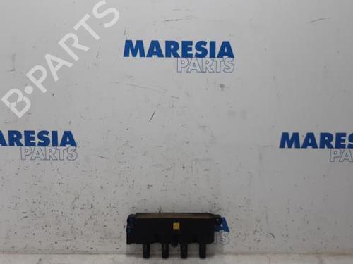 Used Ignition coil FIAT 500 (312_) 1.2 (312AXA1A) (69 hp) 31427463