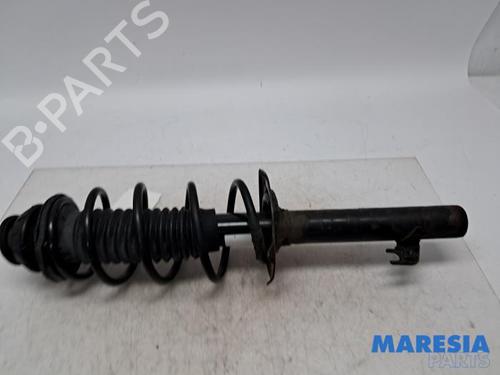 Used Right front shock absorber Right front shock absorber PEUGEOT 107 (PM_, PN_) 1.0 (68 hp) 36420638 36420638