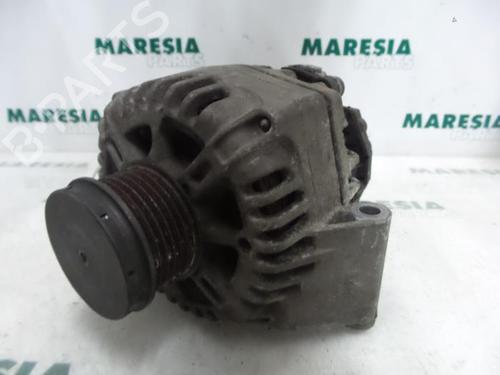 Used Alternator FIAT GRANDE PUNTO (199_) 1.3 D Multijet (75 hp) 31482495