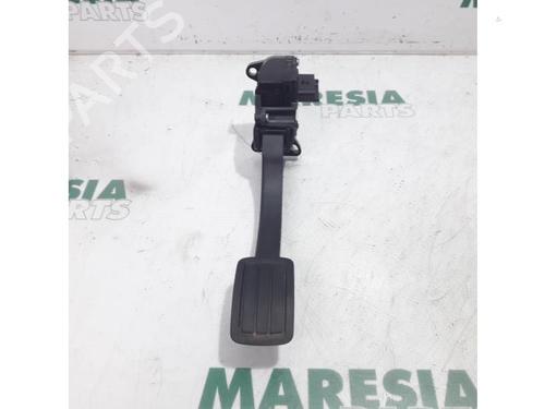 electronic-module-peugeot-308-sw-ii-lc_-lj_-lr_-lx_-l4_-2014-2015-2016-2017-2018-2019-2020-2021-31441833 main image