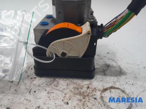 Used ABS pump CITROËN C4 Picasso II 1.6 THP 155 (156 hp) 31432302