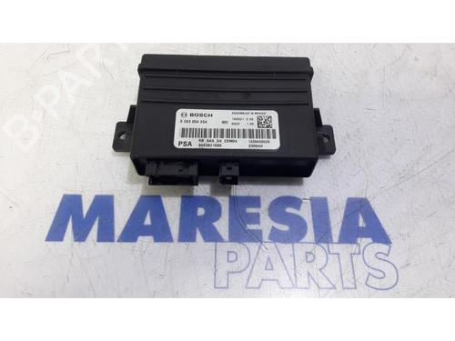 Used Electronic module CITROËN C3 Picasso (SH_) 1.2 THP 110 (SHHNZ6) (110 hp) 31390522