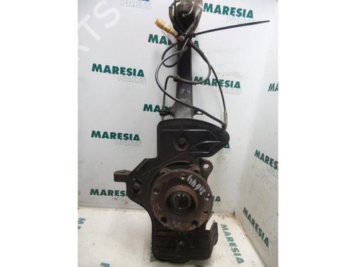 Used Right front steering knuckle ALFA ROMEO 156 (932_) 1.6 16V T.SPARK (932A4) (112 hp) 31437937