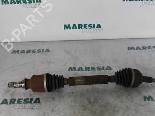 Used Left front driveshaft Left front driveshaft RENAULT GRAND SCÉNIC II (JM0/1_) 1.5 dCi (JM02, JM13) (101 hp) 31440181 31440181
