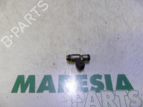 injector-fiat-punto-188_-1999-2000-2001-2002-2003-2004-2005-2006-2007-2008-2009-2010-2011-2012-31434753 main image
