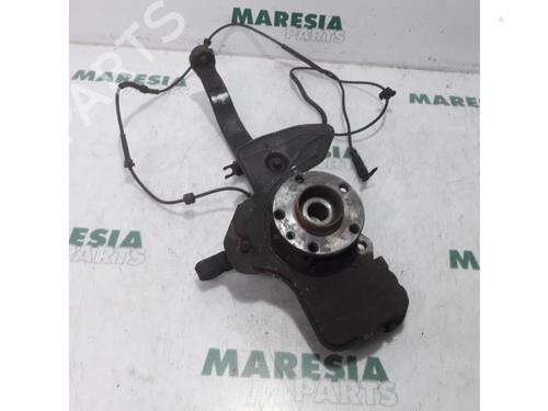Used Right front steering knuckle ALFA ROMEO GT (937_) 1.9 JTD (937CXN1B) (150 hp) 31441214