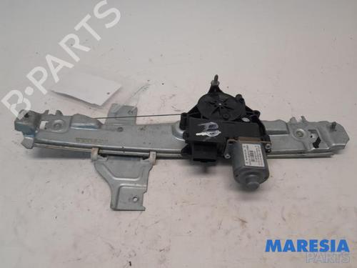 Rudehejsemekanisme Højre bagtil PEUGEOT 2008 I (CU_) 1.2 VTi (82 hp) 31387956