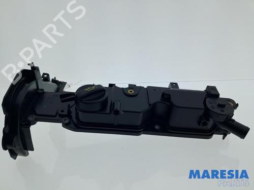 Used Valve cover CITROËN DS3 (SA_) 1.6 BlueHDi 100 (99 hp) 32484839