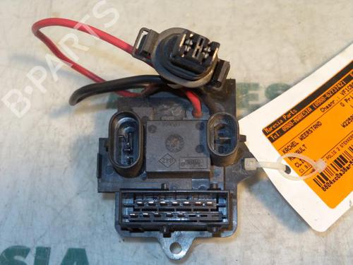 electronic-sensor-renault-clio-ii-bb_-cb_-1998-1999-2000-2001-2002-2003-2004-2005-2006-2007-2008-2009-2010-2011-2012-2013-2014-2015-2016-31470847 main image