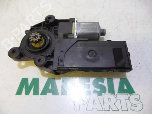 Used Front left window mechanism Front left window mechanism RENAULT MEGANE III Grandtour (KZ0/1) 1.5 dCi (KZ09, KZ0D, KZ1G, KZ29, KZ14, KZ1W, KZ10, KZ1F,... (110 hp) 31486603 31486603