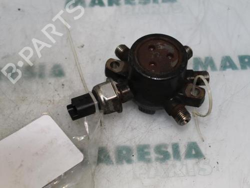 Used Injection rail RENAULT SCÉNIC II (JM0/1_) 1.5 dCi (JM02, JM13) (101 hp) 31532950