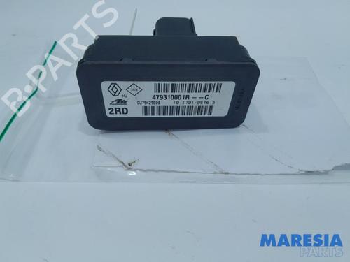 electronic-module-renault-megane-iii-hatchback-bz01_-b3_-2008-31517001 main image