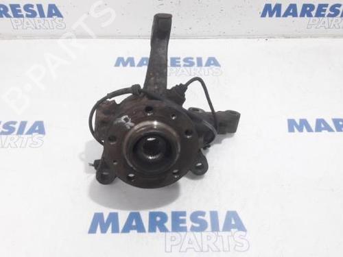 Used Right front steering knuckle FIAT SCUDO Van (270_, 272_) 2.0 D Multijet (120 hp) 31412480