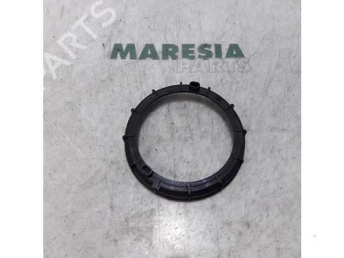 Used Fuel pump PEUGEOT 407 Coupe (6C_) 2.7 HDi (204 hp) 31425441