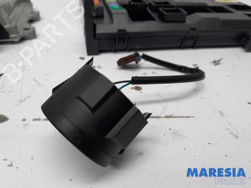 Engine control unit (ECU) CITROËN C3 II (SC_) 1.0 VTi 68 | BP31457796M57  - Image 5