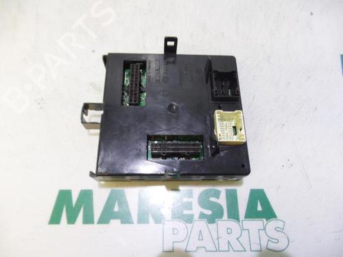 Used Control unit RENAULT ESPACE IV (JK0/1_) 2.0 Turbo (JK0A, JK0B, JK0N) (163 hp) 31456978