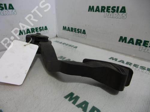 electronic-module-peugeot-307-sw-3h-2002-2003-2004-2005-2006-2007-2008-2009-31388075 main image