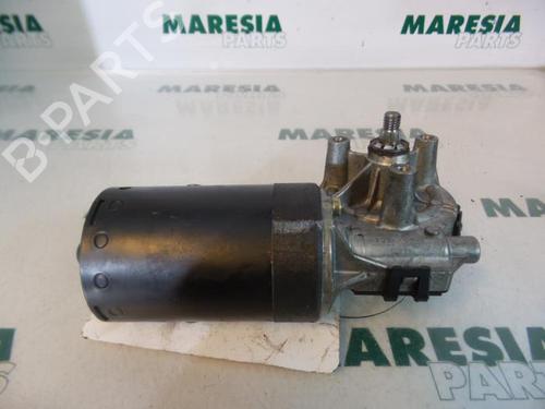Used Front wiper motor PEUGEOT 206 CC (2D) 1.6 16V (2DNFUF, 2DNFUR) (109 hp) 31500546