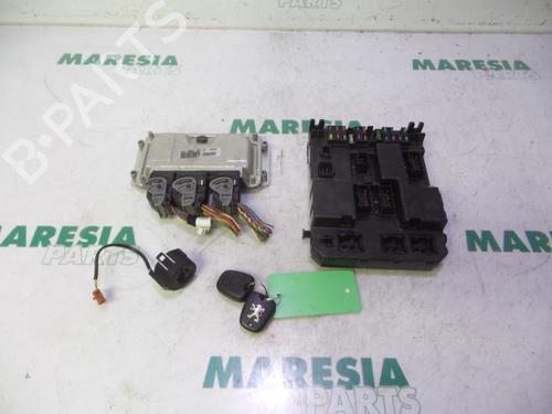 Used Engine control unit (ECU) PEUGEOT 307 SW (3H) 1.6 16V (109 hp) 31470516