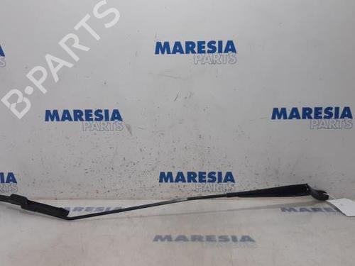 Vindspejlsviskerarm RENAULT ZOE (BFM_) ZOE (88 hp) 31390878