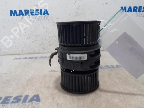 Varmeblæser RENAULT SCÉNIC III (JZ0/1_) 1.2 TCe (JZ16) (132 hp) 31469111
