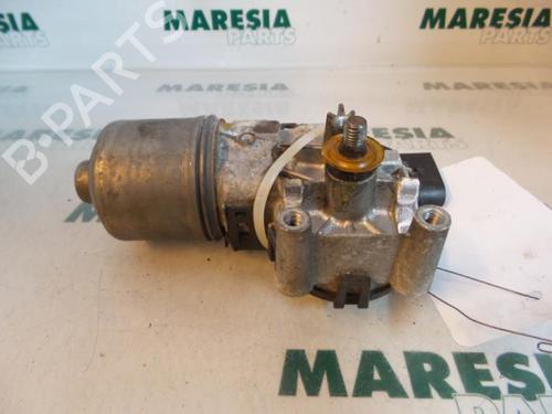 Used Front wiper motor LANCIA YPSILON (843_) 1.3 JTD (843.AXD11, 843.AXD1A) (70 hp) 31502072