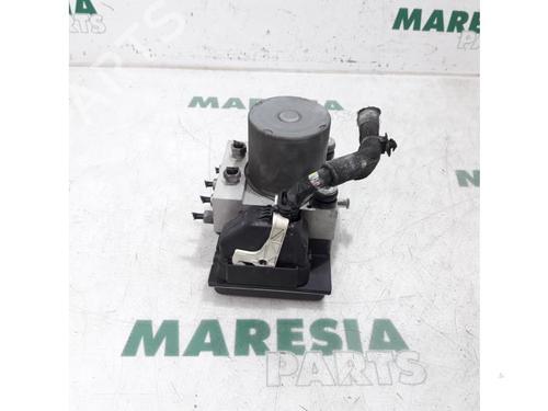 Used ABS pump CITROËN C5 III Break (RW_) 2.0 HDi (136 hp) 31401389