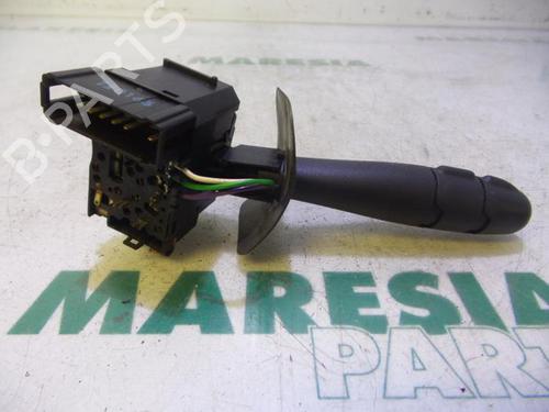 Steering column stalk RENAULT CLIO II (BB_, CB_) 1.2 16V (BB05, BB0W, BB11, BB27, BB2T, BB2U, BB2V, CB05,... | BP31504992I23