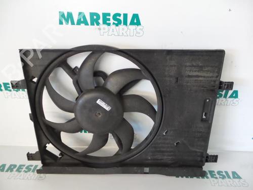 Used Pipe FIAT GRANDE PUNTO (199_) 1.4 (199AXB11, 199AXB1A, 199BXB1A, 199AXL1A) (77 hp) 31445328