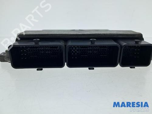 Engine control unit (ECU) RENAULT CAPTUR I (J5_, H5_) 0.9 TCe 90 | BP38569482M57 - Image 2