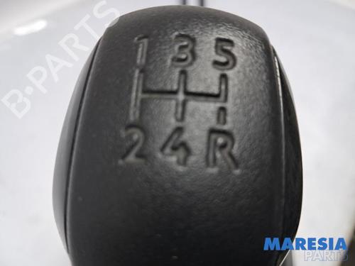Gear lever PEUGEOT 208 II (UB_, UP_, UW_, UJ_) 1.2 PureTech 75 | BP31452875M90 