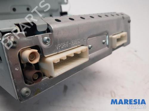 Radio RENAULT TWINGO III (BCM_, BCA_) 1.0 SCe 70 | BP31464853E6