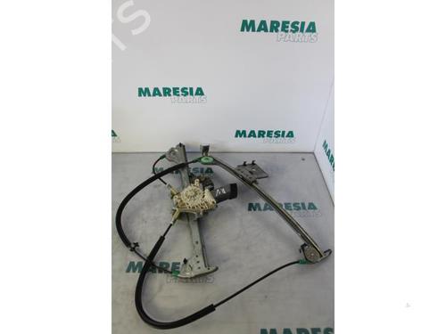 Used Front right window mechanism PEUGEOT 206 CC (2D) 1.6 16V (2DNFUF, 2DNFUR) (109 hp) 31416967