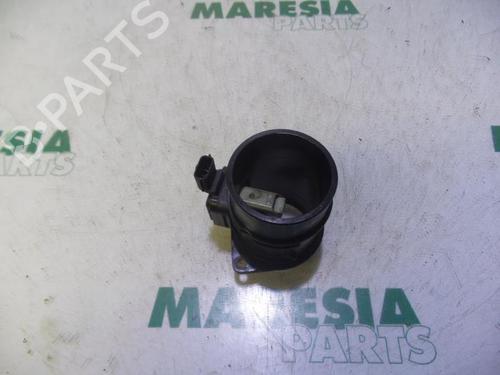 Mass air flow sensor RENAULT MEGANE III Hatchback (BZ0/1_, B3_) 1.5 dCi (BZ09, BZ0D, BZ1W, BZ29, BZ14) | BP31518890M95 - Image 2