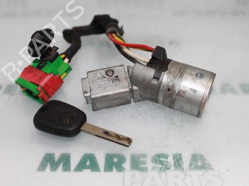 Used Ignition barrel PEUGEOT 307 SW (3H) 2.0 HDI 110 (107 hp) 31471058
