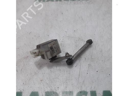 Used Headlight adjuster motor RENAULT SCÉNIC III (JZ0/1_) 2.0 16V (JZ0G, JZ0P, JZ1E, JZ1P) (140 hp) 31526743