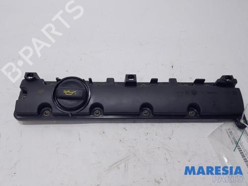 Used Valve cover PEUGEOT 307 CC (3B) 2.0 16V (177 hp) 31469681