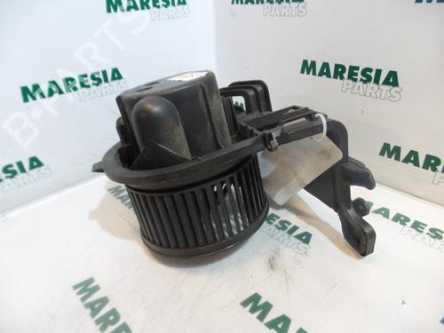 Used Heater blower motor Heater blower motor RENAULT CLIO II (BB_, CB_) 2.0 16V Sport (CB0M) (169 hp) 31468208 31468208