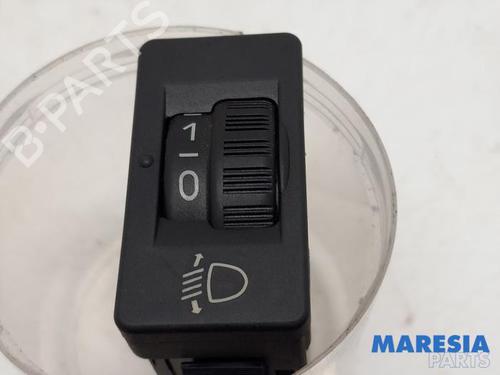 switch-citroen-c4-grand-picasso-i-ua_-2006-2007-2008-2009-2010-2011-2012-2013-31513727 main image