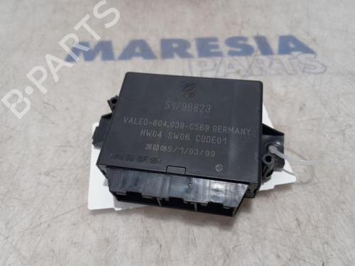 Used Electronic module FIAT 500 (312_) 1.2 (312AXA1A) (69 hp) 31534498
