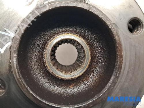 Left front steering knuckle PEUGEOT 2008 I (CU_) 1.2 VTi | BP31452656M25