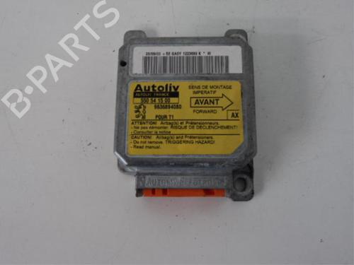 Used ECU airbags PEUGEOT 206 Hatchback (2A/C) 1.4 i (75 hp) 31535592