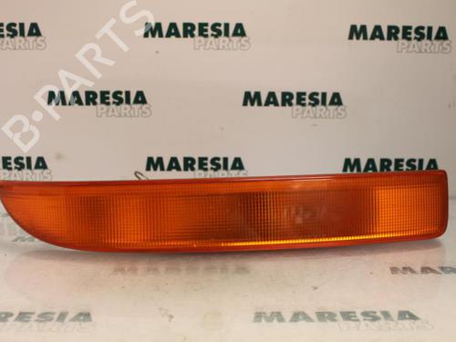 right-front-indicator-renault-master-ii-van-fd-1997-1998-1999-2000-2001-2002-2003-2004-2005-2006-2007-2008-2009-2010-2011-2012-2013-31511396 main image