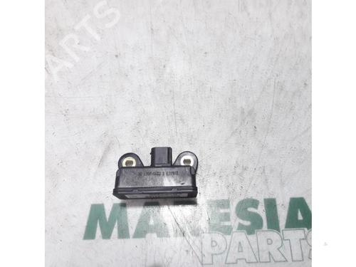 Used Electronic module RENAULT MEGANE III Grandtour (KZ0/1) 1.5 dCi (KZ0C, KZ1A) (90 hp) 31479925