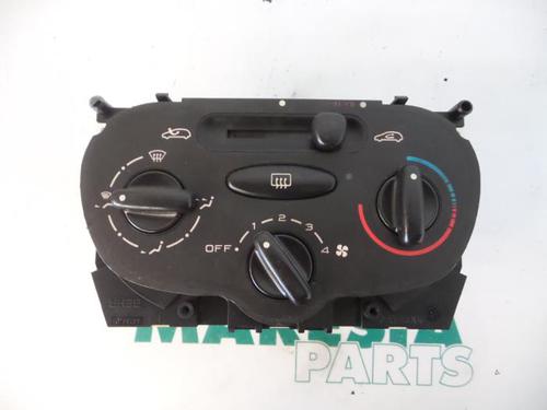 climate-control-peugeot-206-hatchback-2ac-1998-1999-2000-2001-2002-2003-2004-2005-2006-2007-2008-2009-2010-2011-2012-31473402 main image