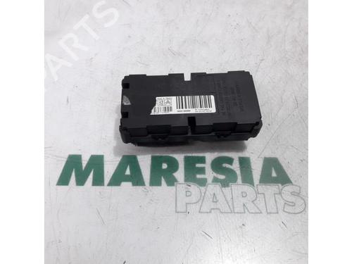 electronic-module-peugeot-407-sw-6e_-6d_-2004-2005-2006-2007-2008-2009-2010-2011-31437303 main image