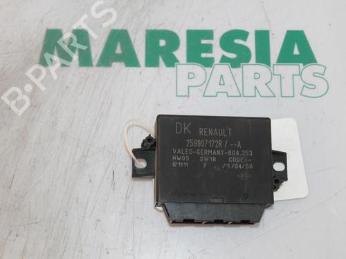 Used Electronic module RENAULT GRAND SCÉNIC III (JZ0/1_) 2.0 16V (JZ0G) (140 hp) 31391165